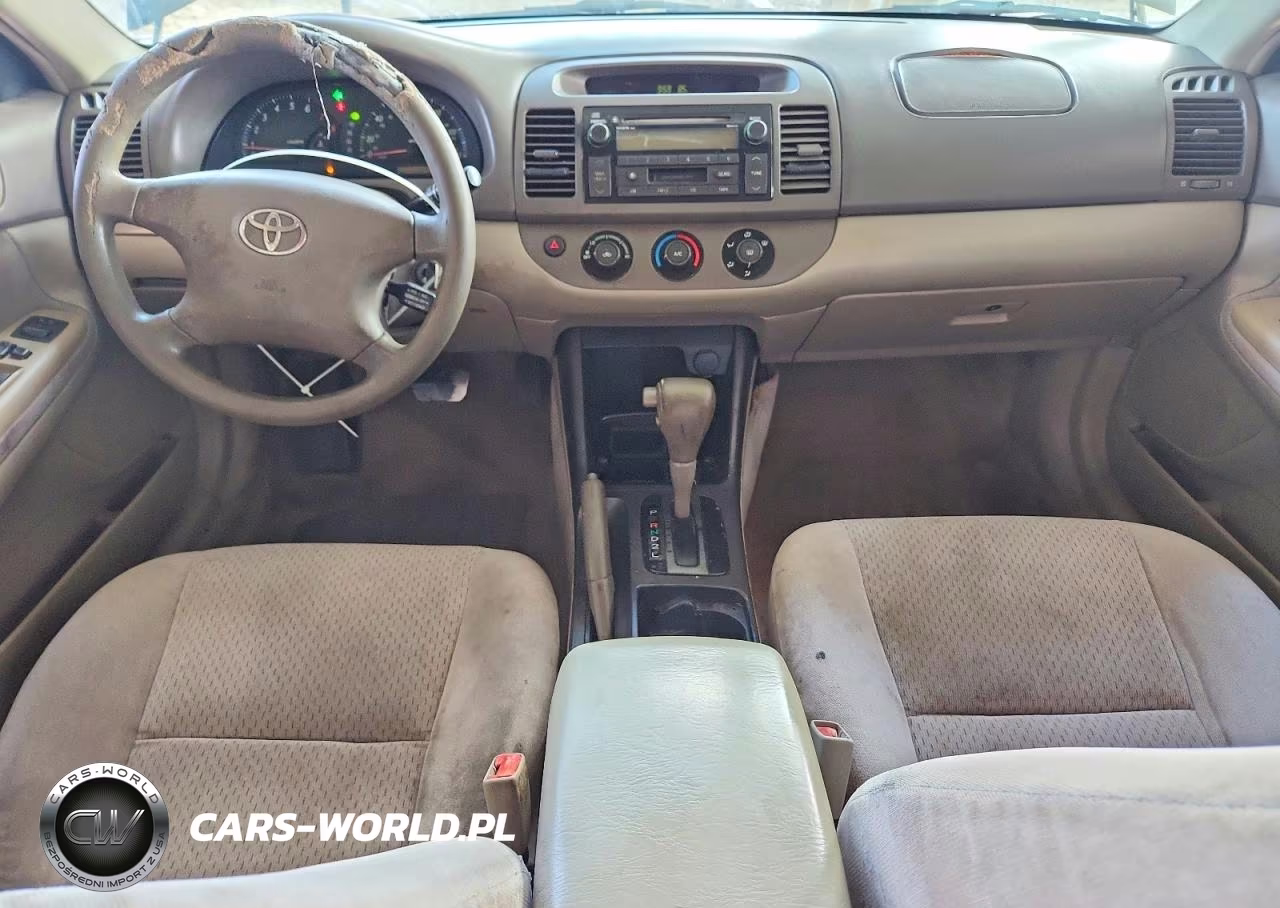 2003 Toyota Camry Le VIN:4T1BE32K53U189621 - 8