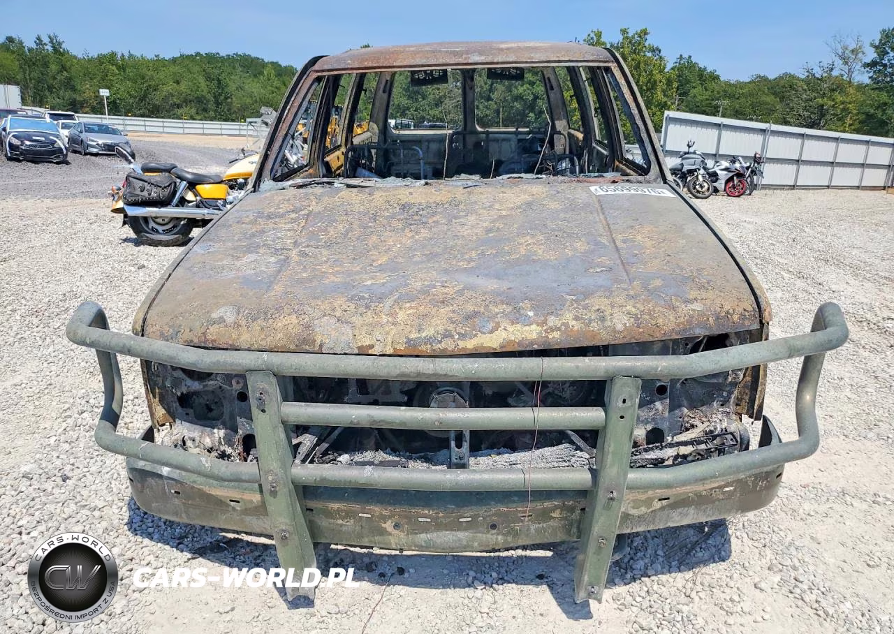 1995 Chevrolet Tahoe K1500 VIN:1GNEK13K9SJ461947 - 5