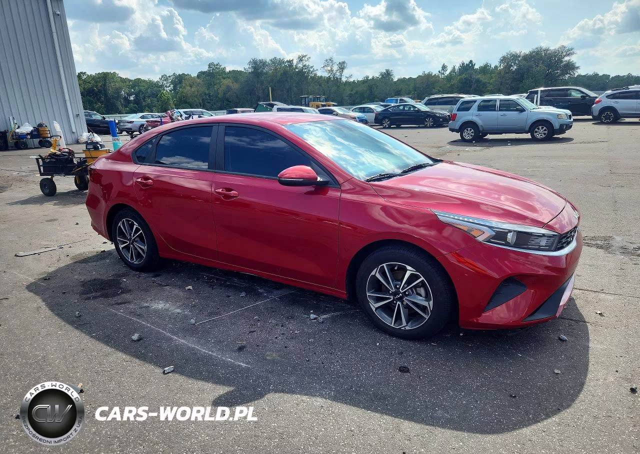 2023 Kia Forte Lxs VIN:3KPF24AD6PE678606 - 4