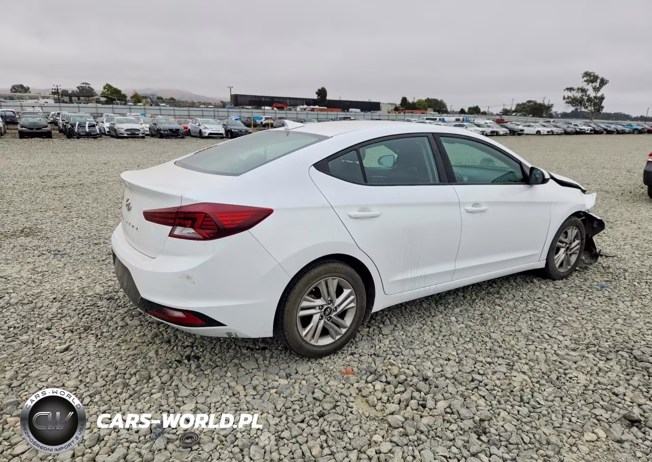 2019 Hyundai Elantra Sel VIN:5NPD84LF9KH428771 - 3