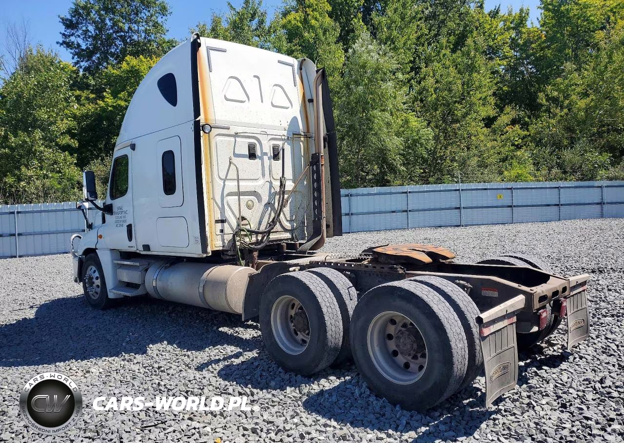2008 Freightliner Cascadia 1 - Truck Chassis VIN:1FUJGLCK48LZ65901 - 2