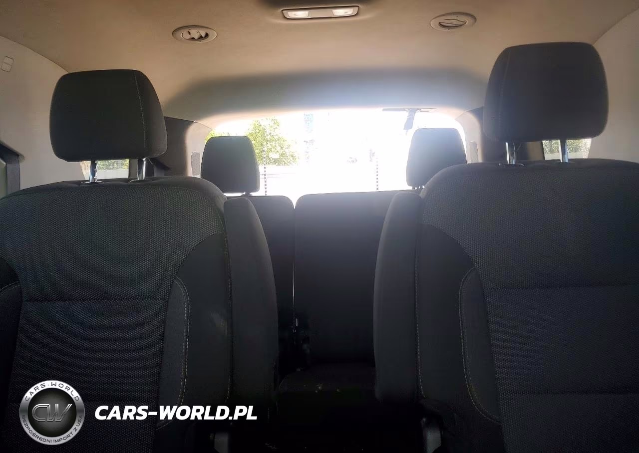 2021 Chevrolet Traverse Lt VIN:1GNEVGKW0MJ190195 - 10