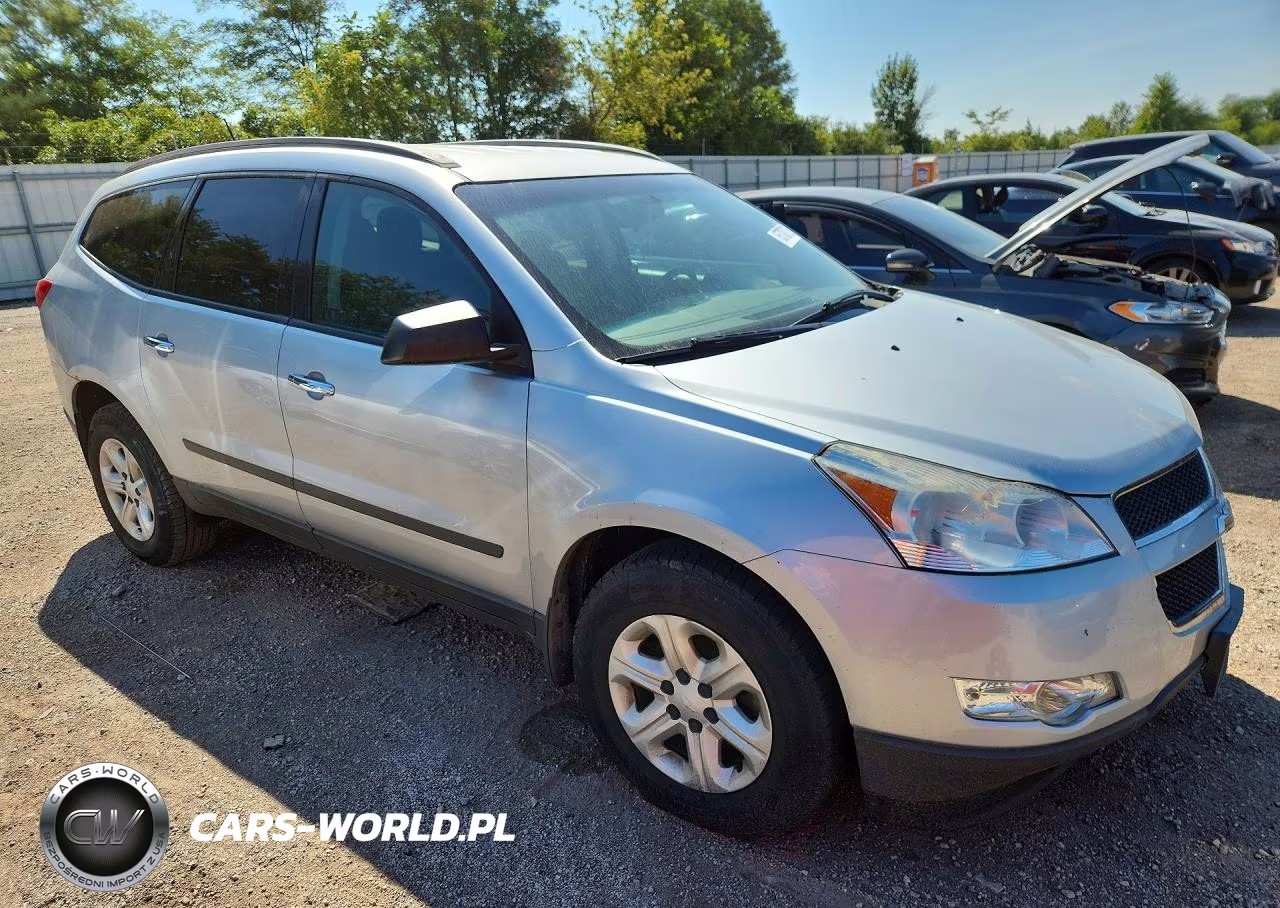 2012 Chevrolet Traverse Ls VIN:1GNKRFEDXCJ418715 - 4