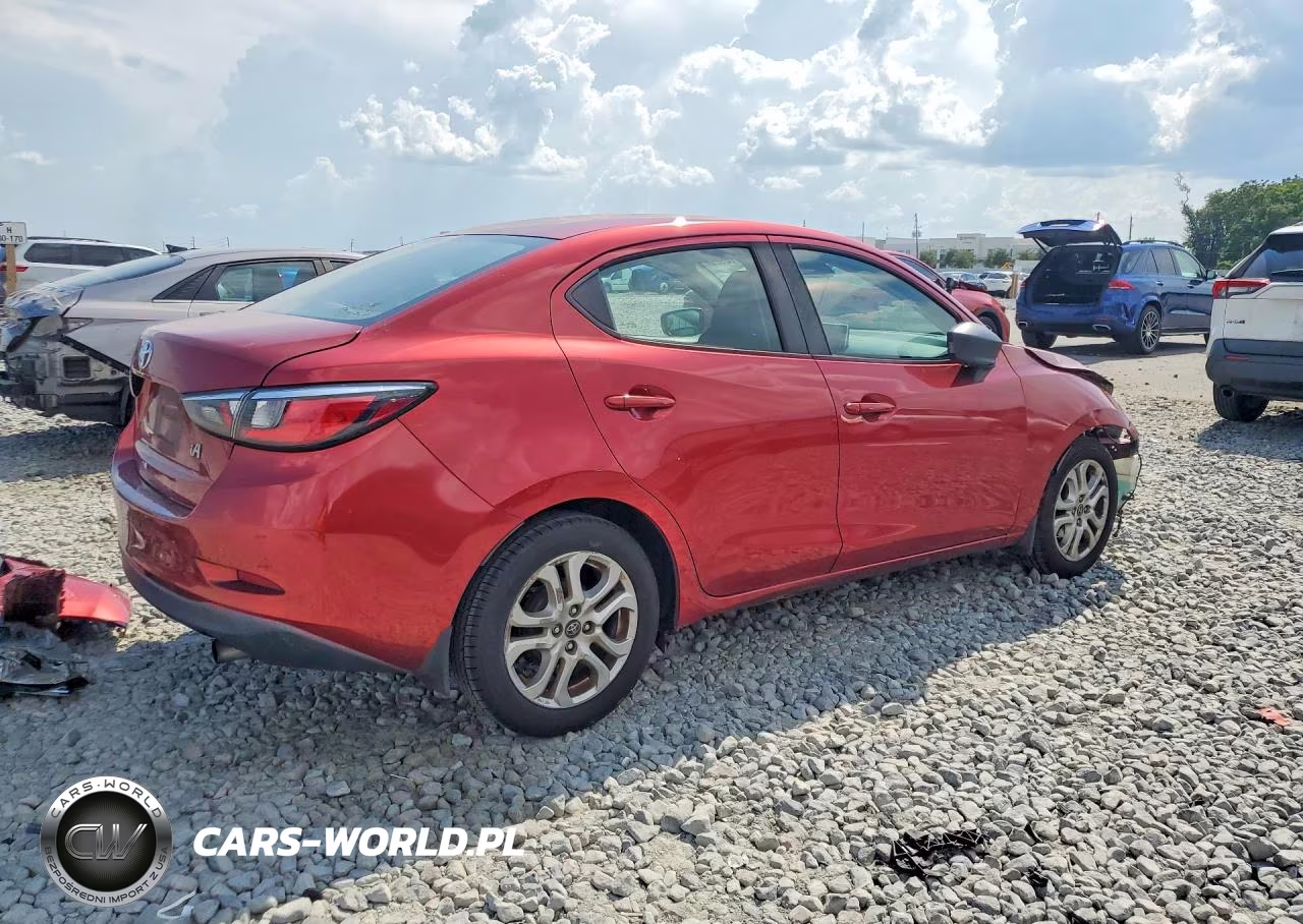 2018 Toyota Yaris Ia Base VIN:3MYDLBYV9JY325016 - 3