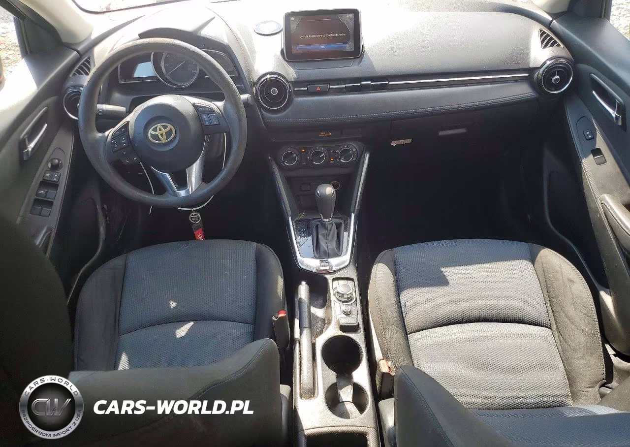 2018 Toyota Yaris Ia Base VIN:3MYDLBYV9JY325016 - 8