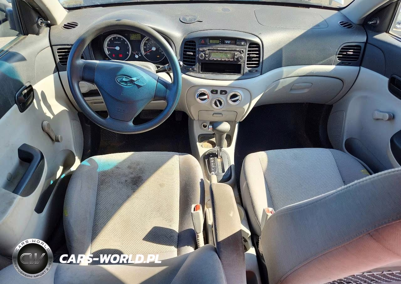 2009 Hyundai Accent Gls VIN:KMHCN46C99U373241 - 8