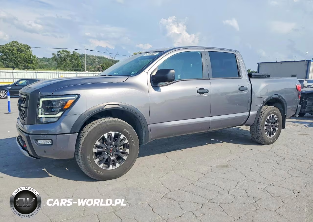 2022 Nissan Titan Sv – zdjęcie 1 z 12