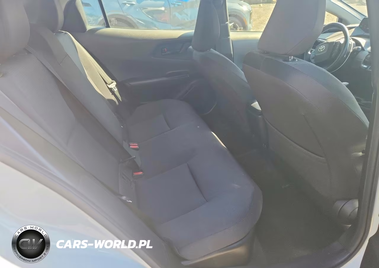 2023 Toyota Prius Le VIN:JTDACAAU2P3004272 - 10