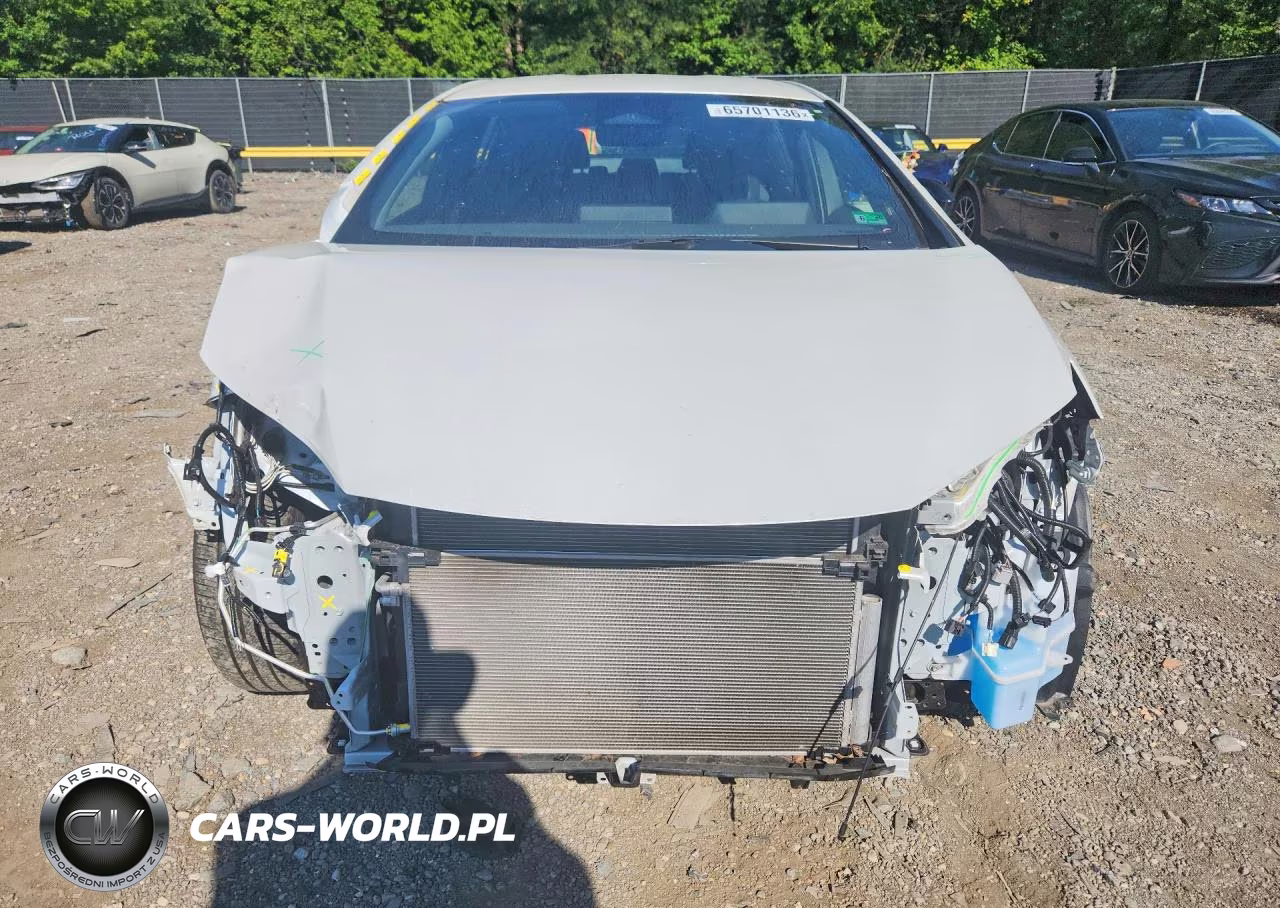 2023 Toyota Prius Le VIN:JTDACAAU2P3004272 - 5