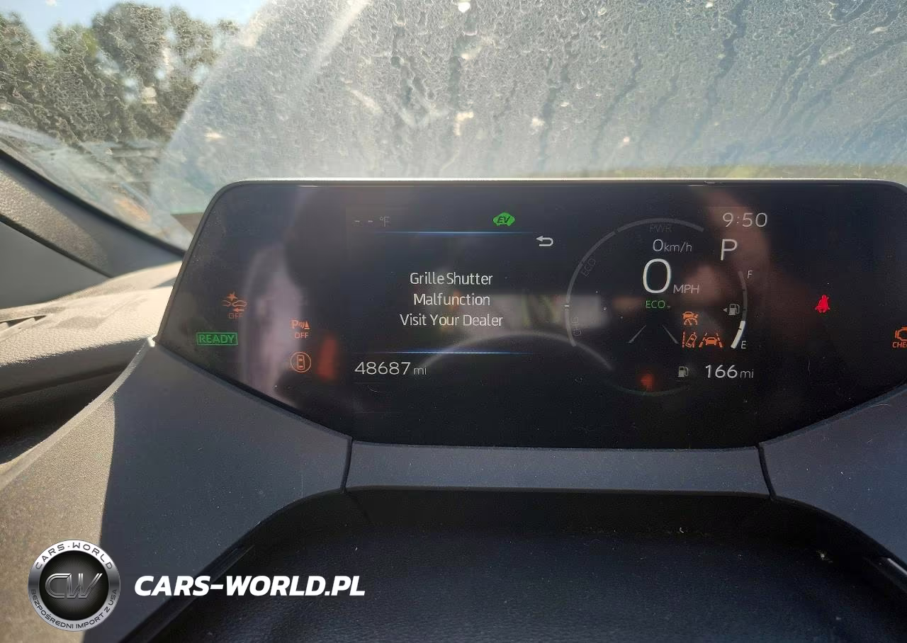 2023 Toyota Prius Le VIN:JTDACAAU2P3004272 - 9