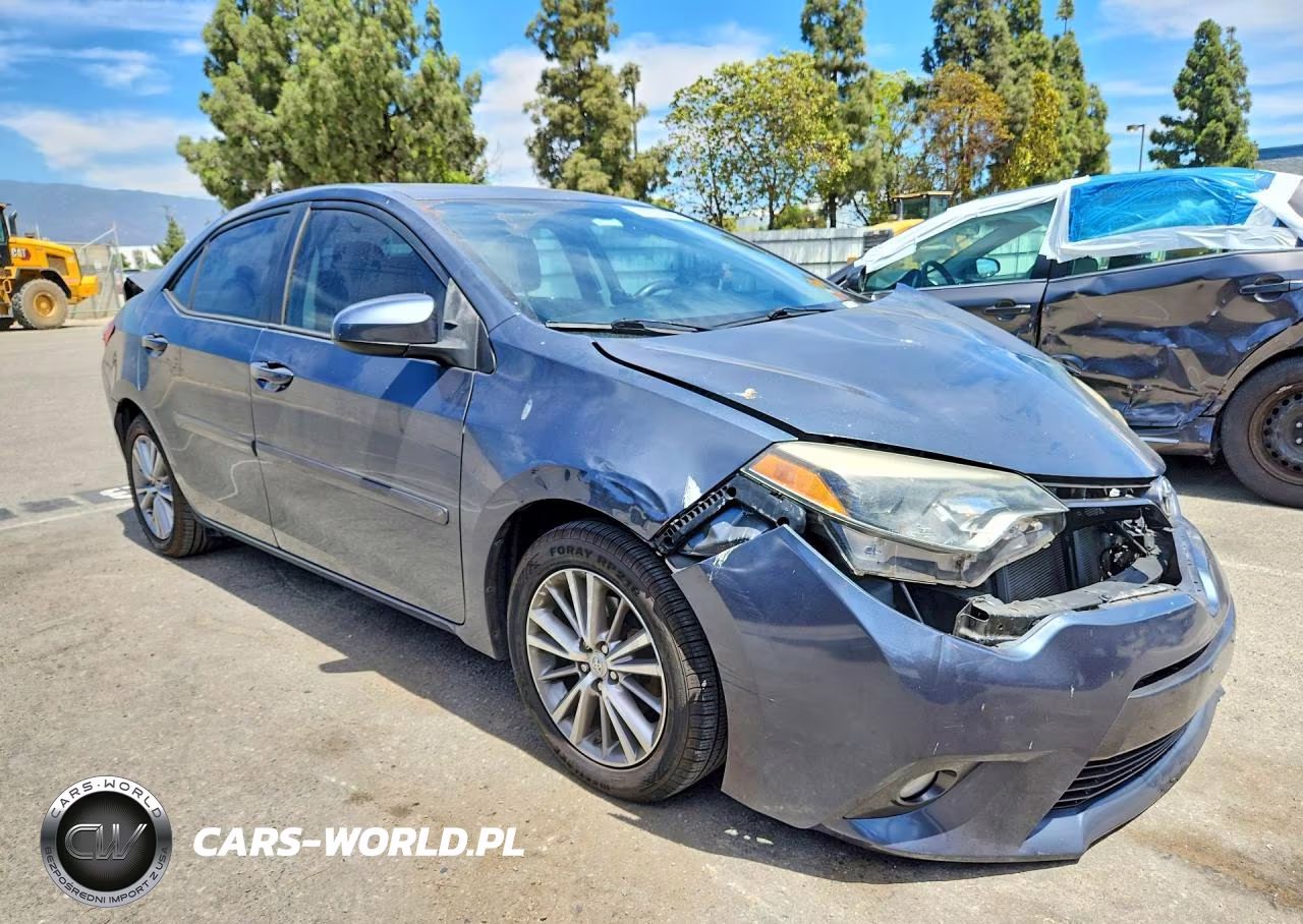 2015 Toyota Corolla Le Plus VIN:2T1BURHE4FC324813 - 4