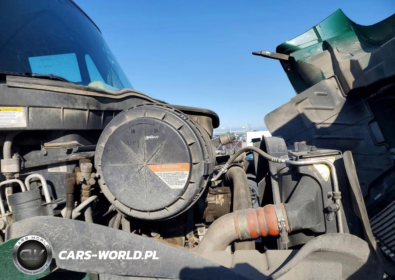 2011 International 4400 Refuse Truck VIN:1HTMKAAN8BH329872 - 10