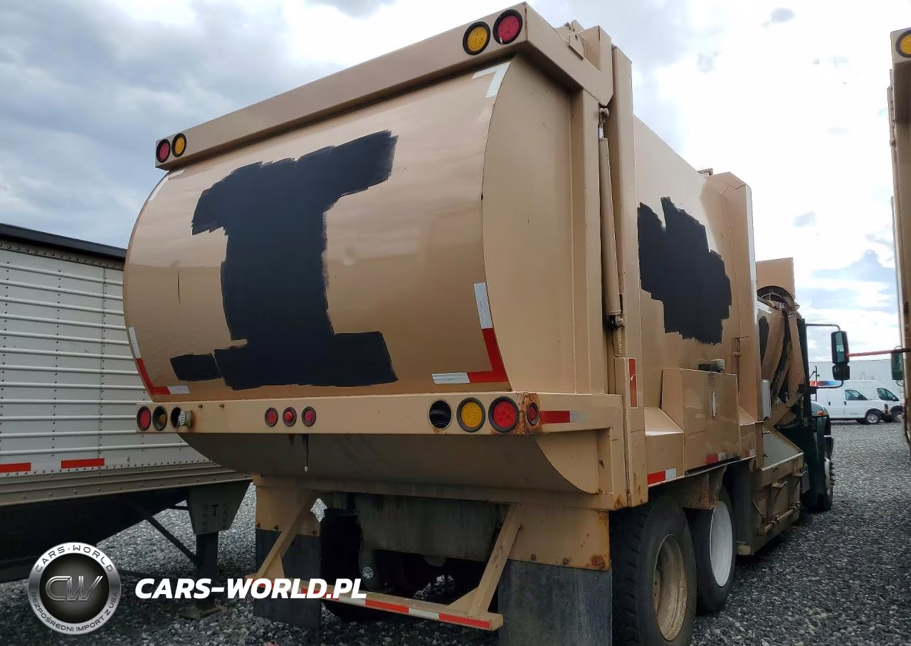 2011 International 4400 Refuse Truck VIN:1HTMKAAN8BH329872 - 3
