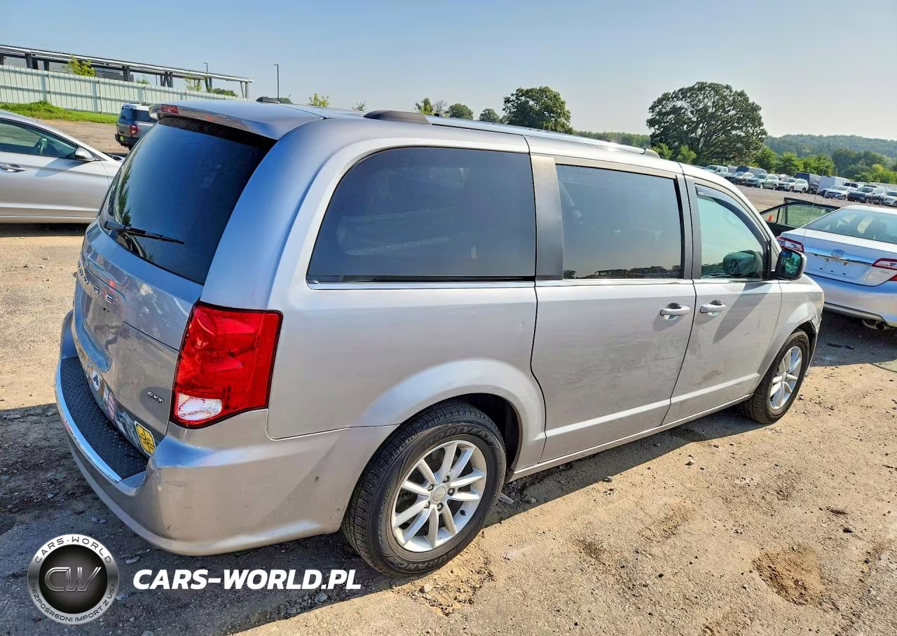 2019 Dodge Grand Caravan Sxt VIN:2C4RDGCG6KR726273 - 3