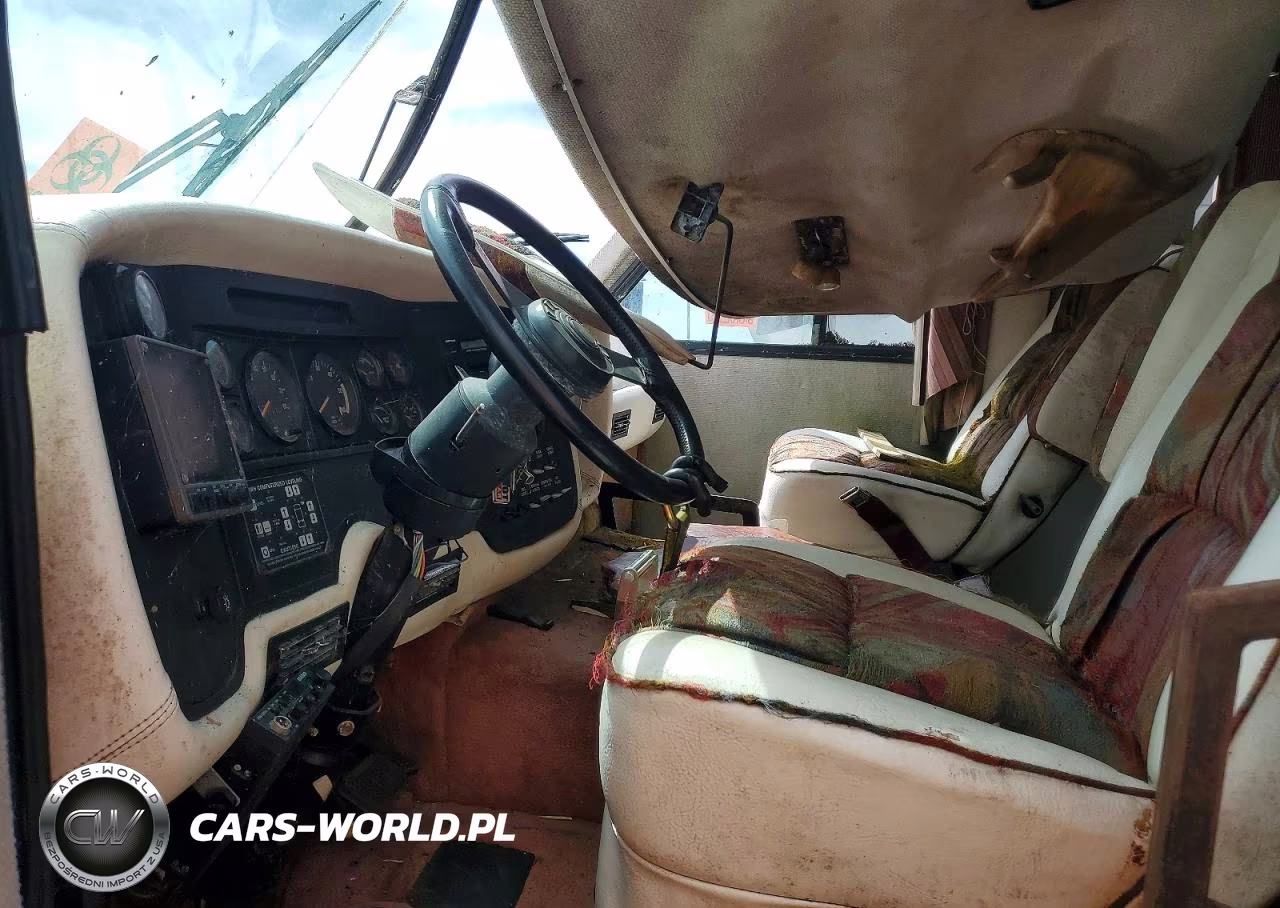 1990 Oshkosh Starcraft Rv VIN:17N640420LW026858 - 5