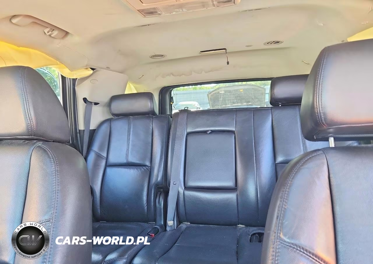 2007 Chevrolet Tahoe K1500 VIN:1GNFK13007J384105 - 10