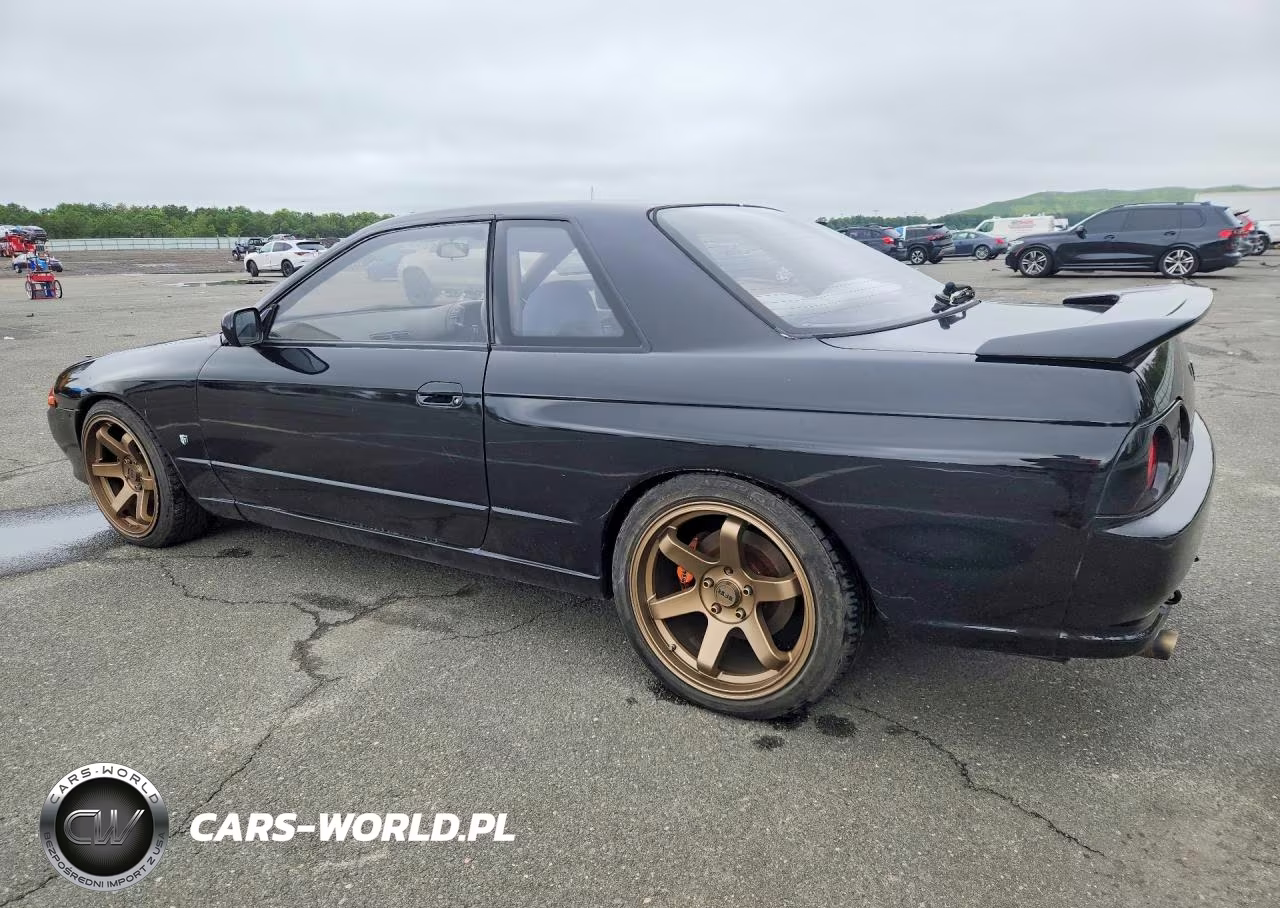 1993 Nissan Skyline VIN:HR32130295 - 2