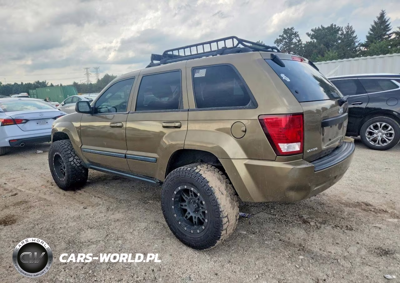 2009 Jeep Grand Cherokee Laredo VIN:1J8GS48K39C524270 - 3