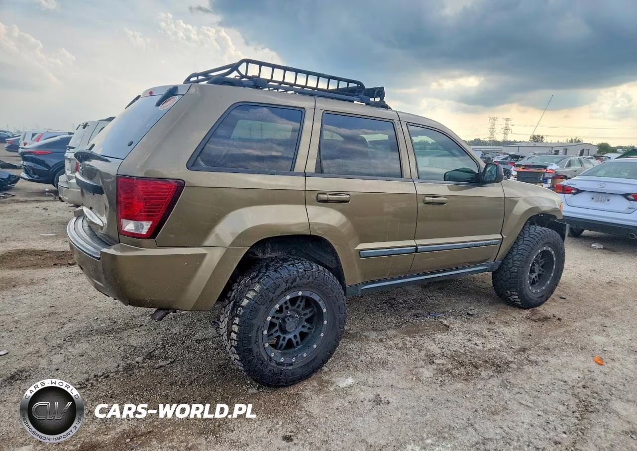 2009 Jeep Grand Cherokee Laredo VIN:1J8GS48K39C524270 - 4