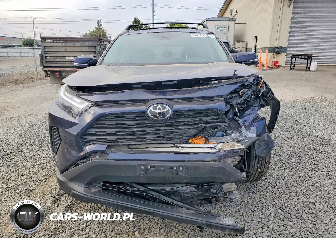 2025 Toyota Rav4 Hybrid Xle VIN:2T3RWRFVXSW270154 - 5