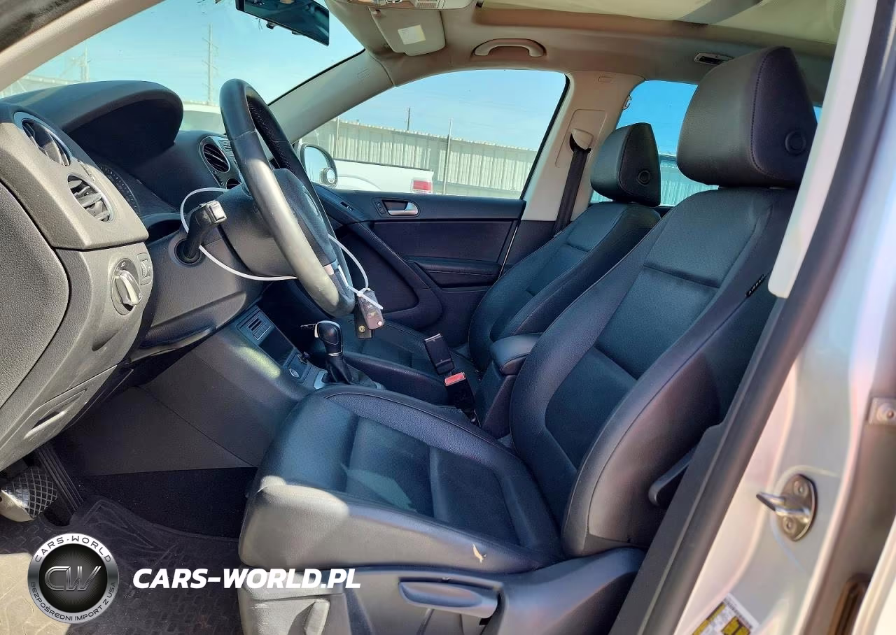 2014 Volkswagen Tiguan S VIN:WVGAV3AX1EW625445 - 7