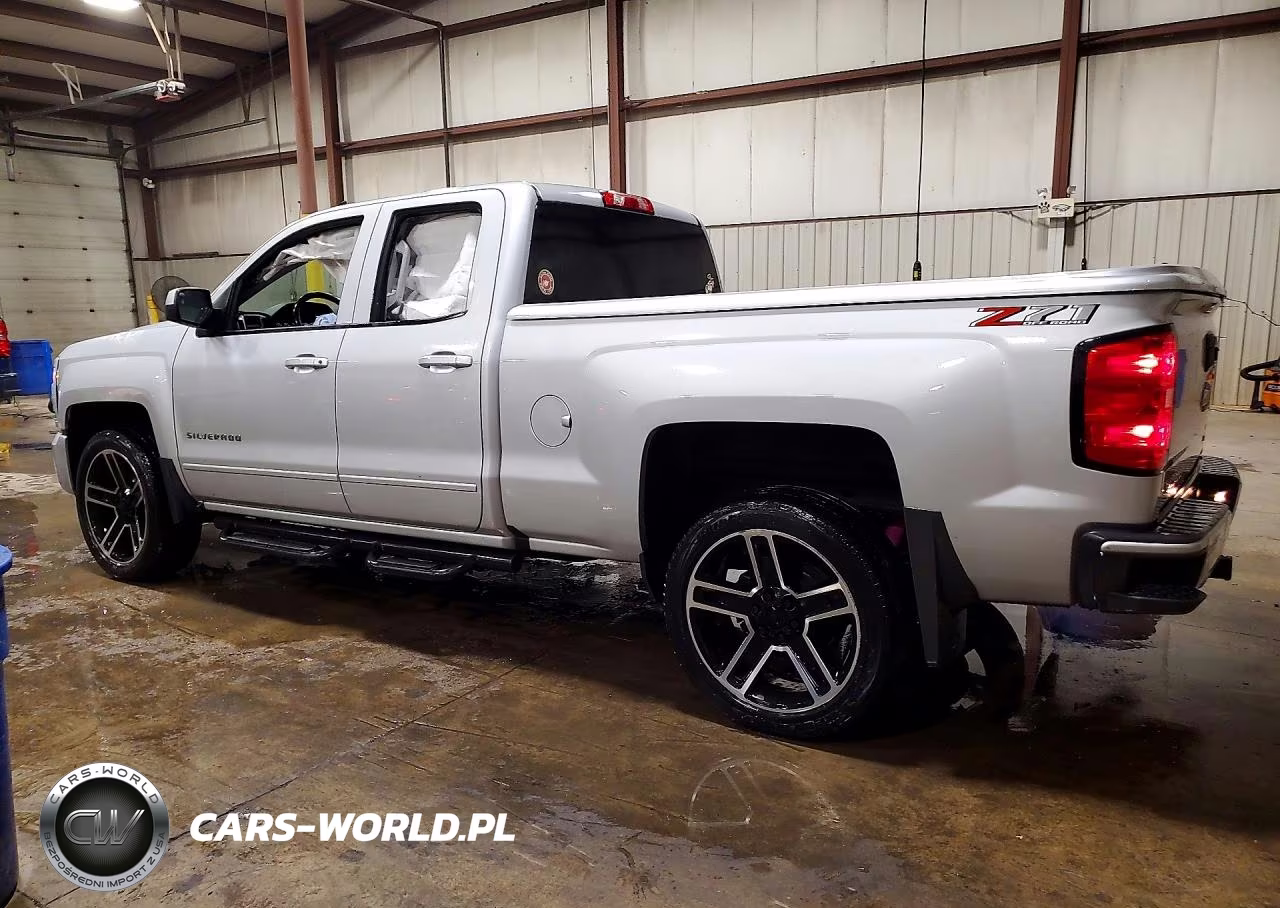2018 Chevrolet Silverado K1500 Lt VIN:1GCVKREC7JZ199245 - 2