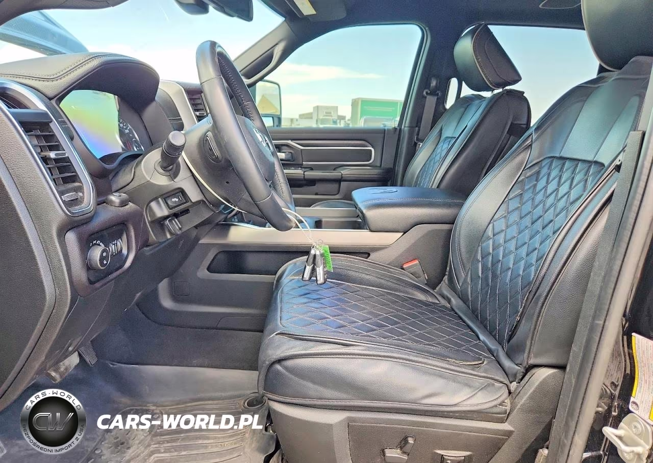 2024 Ram 2500 Laramie VIN:3C6UR5FJ0RG160691 - 7