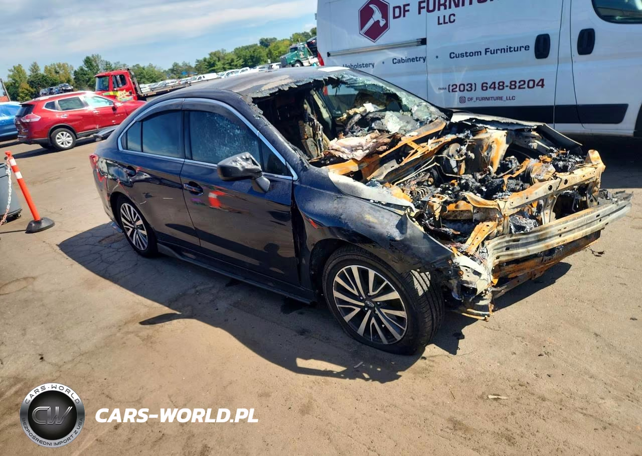 2018 Subaru Legacy 2.5I VIN:4S3BNAB64J3042995 - 4