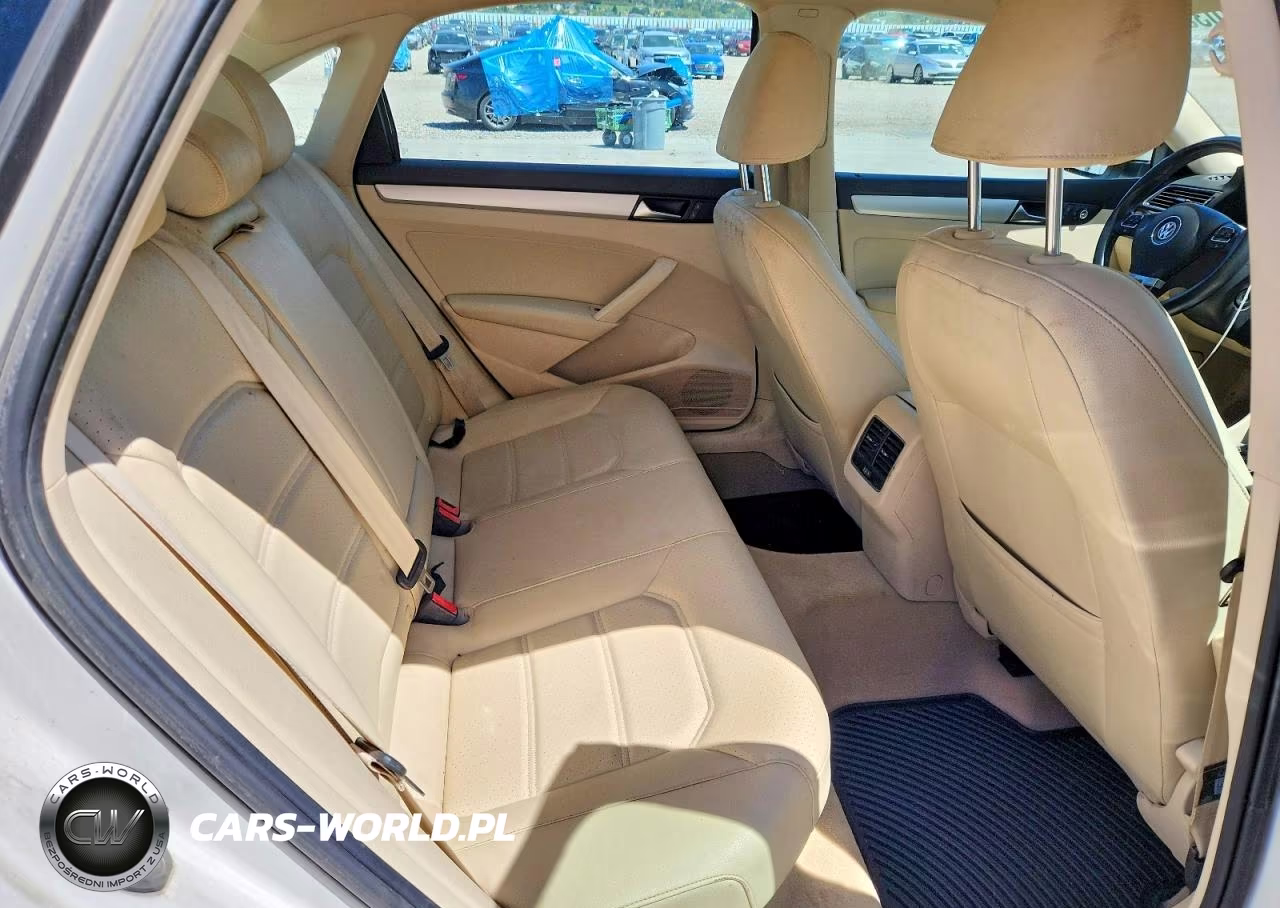 2013 Volkswagen Passat Se VIN:1VWBH7A31DC127005 - 10