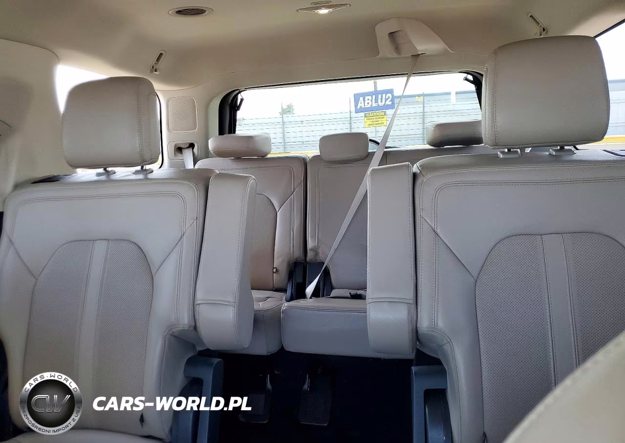 2024 Ford Expedition Limited VIN:1FMJU2A87REA61947 - 10