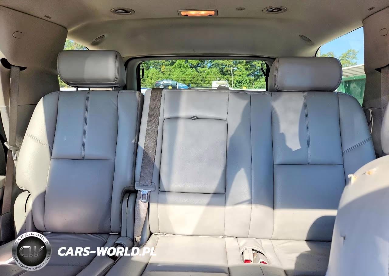 2008 Chevrolet Tahoe C1500 VIN:1GNFC13068R115140 - 10