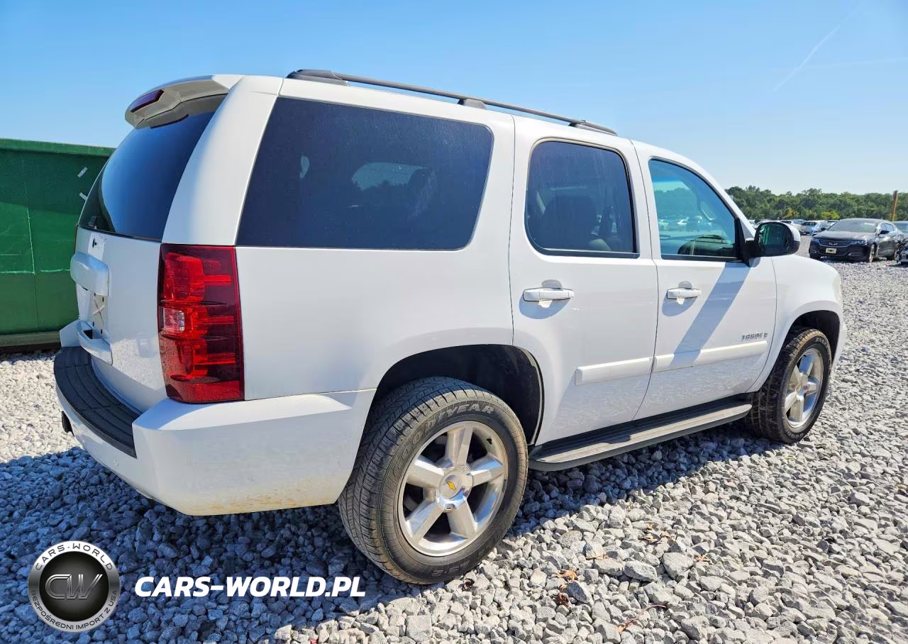 2008 Chevrolet Tahoe C1500 VIN:1GNFC13068R115140 - 3