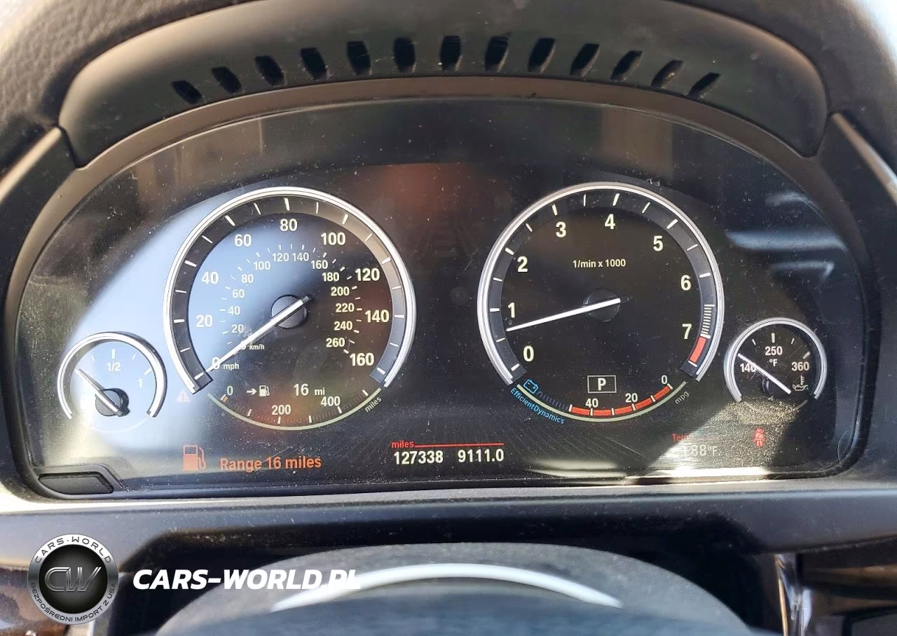 2015 BMW X5 xDrive35I VIN:5UXKR0C54F0K64058 - 9