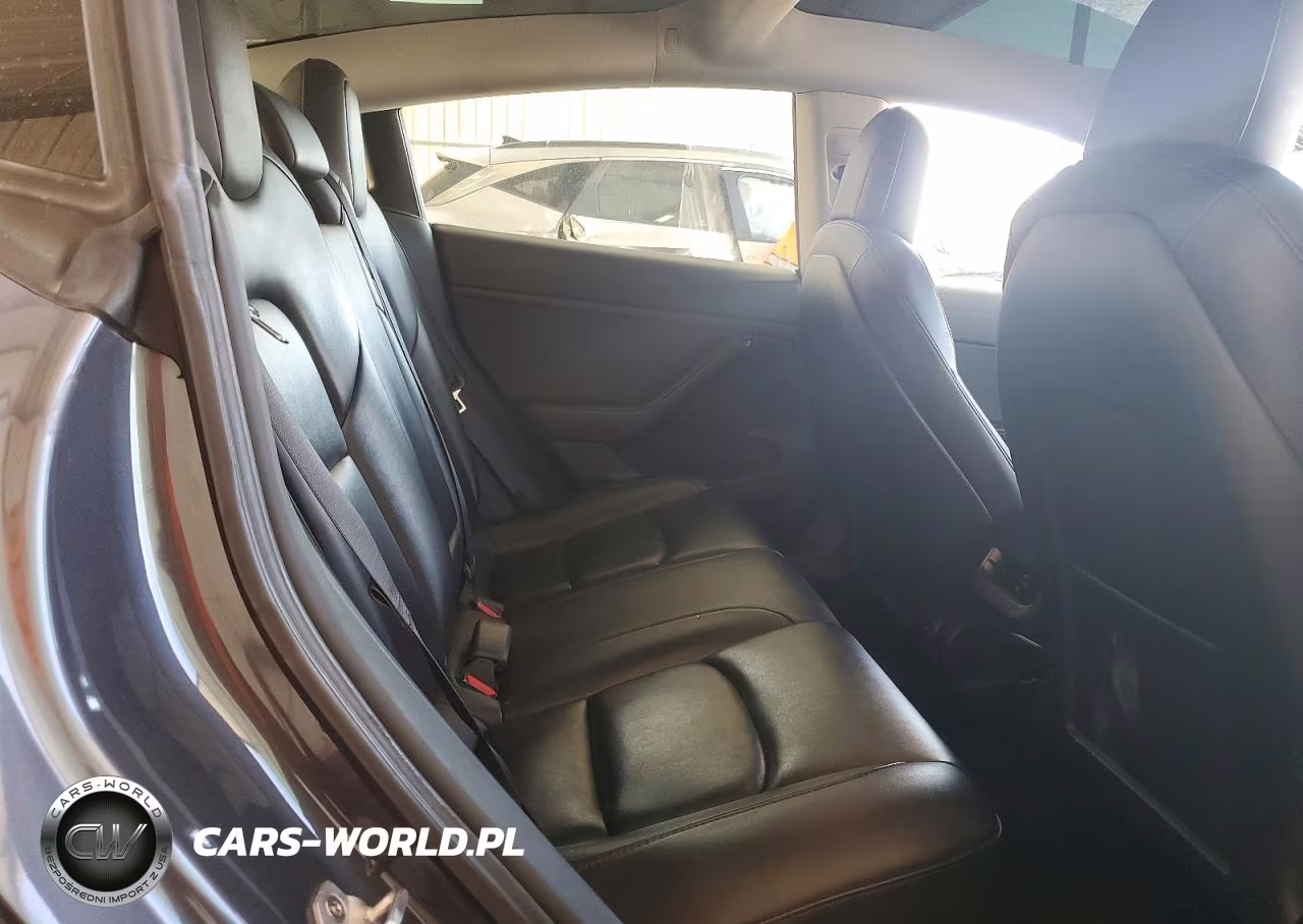 2022 Tesla Model 3 VIN:5YJ3E1EAXNF371228 - 10