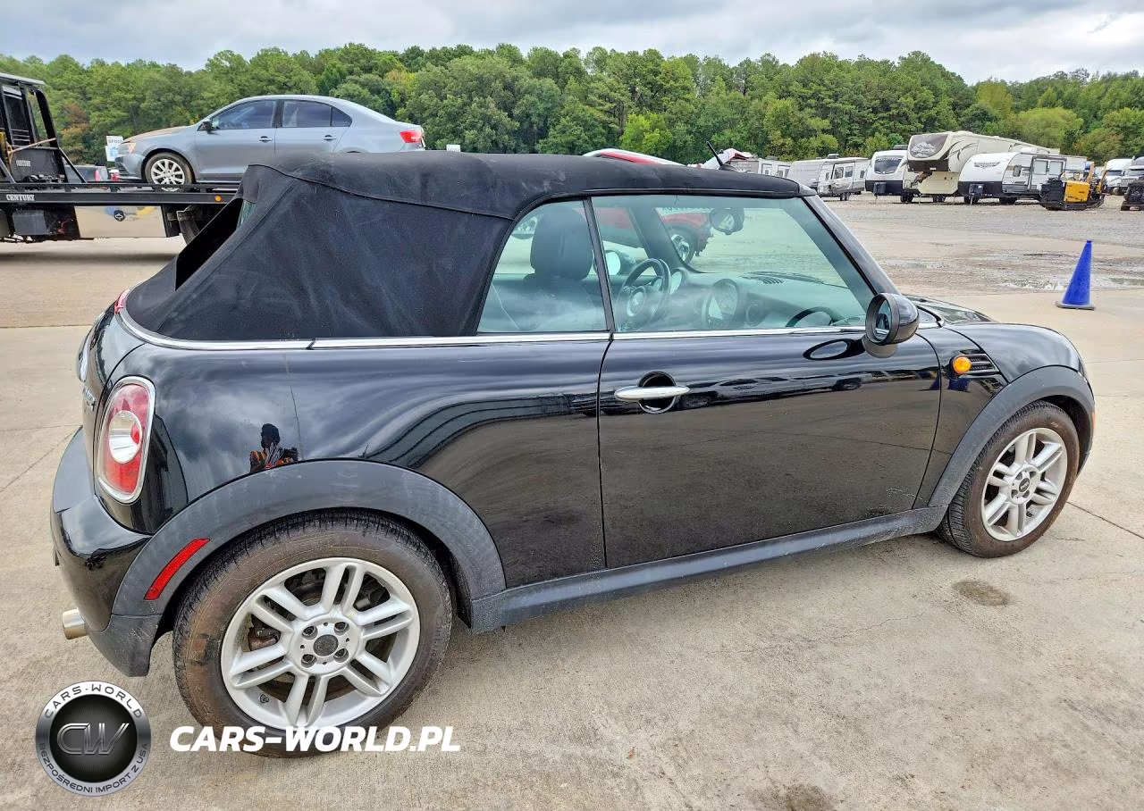 2011 Mini Cooper VIN:WMWZN3C57BT133550 - 3