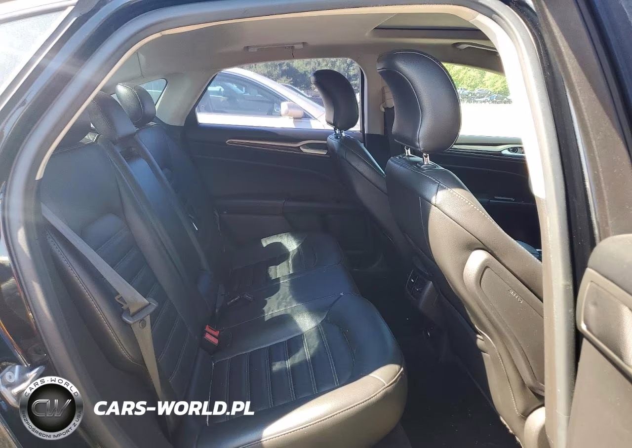 2016 Ford Fusion Se VIN:3FA6P0HD6GR393743 - 10