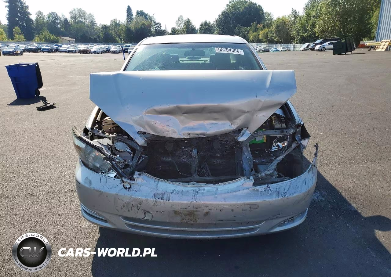 2003 Toyota Camry Le VIN:4T1BE32K83U768246 - 5