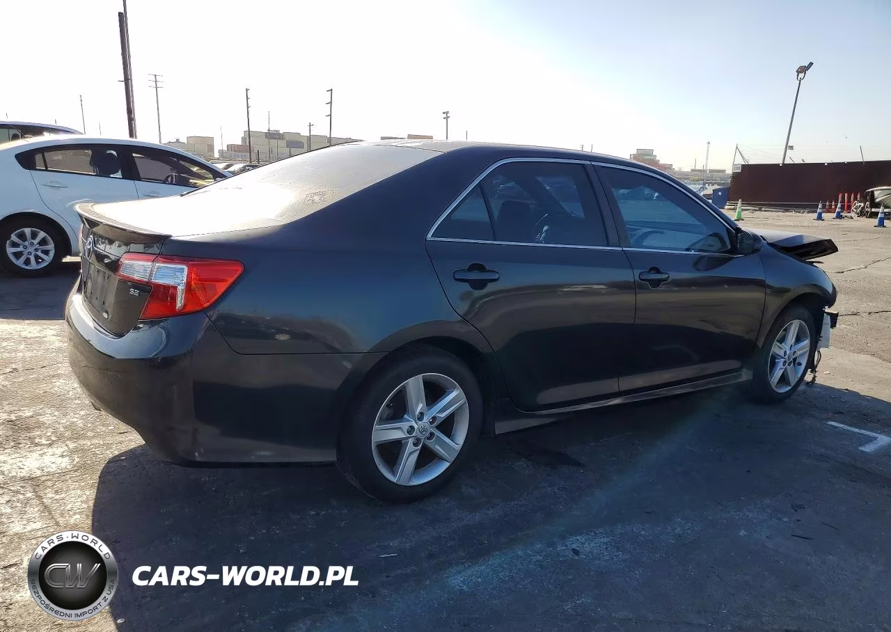 2013 Toyota Camry Se VIN:4T1BF1FK0DU246448 - 3