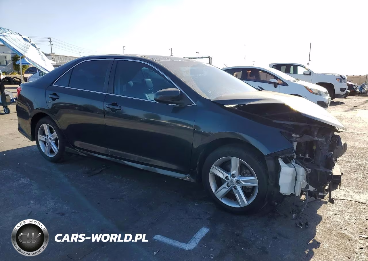 2013 Toyota Camry Se VIN:4T1BF1FK0DU246448 - 4
