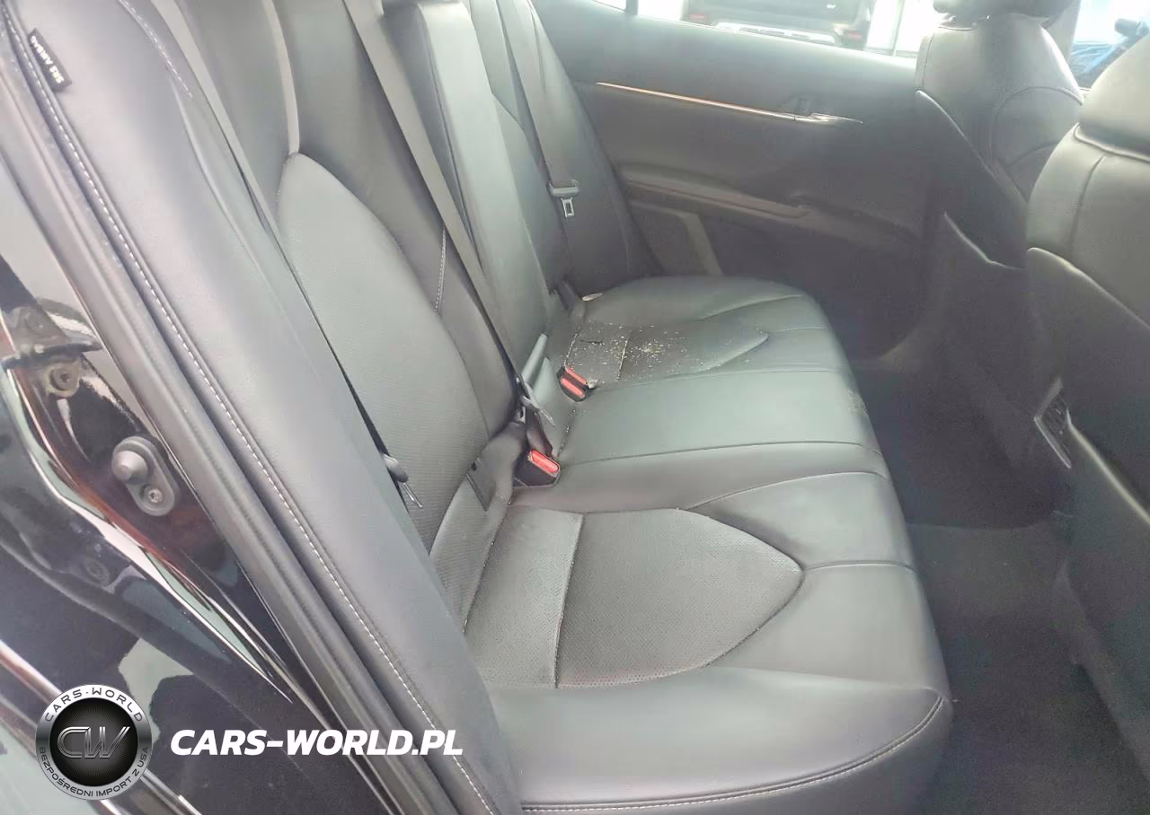 2020 Toyota Camry Xse VIN:4T1K61AK7LU383943 - 10