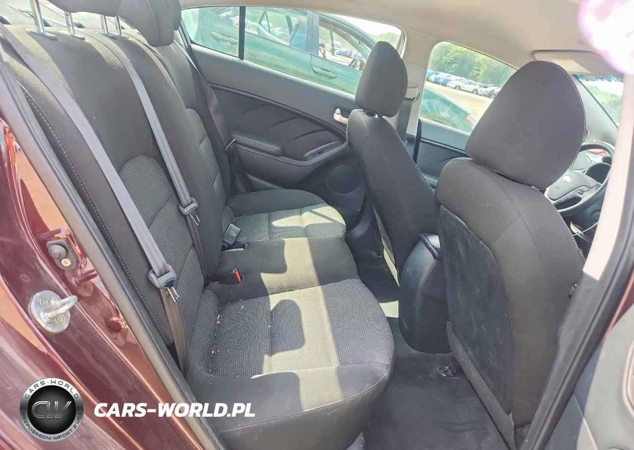 2017 Kia Forte Lx VIN:3KPFK4A70HE101405 - 10