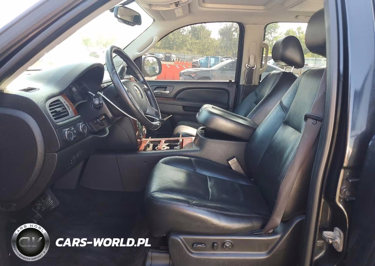 2011 Chevrolet Tahoe K1500 Ltz VIN:1GNSKCE05BR342398 - 7