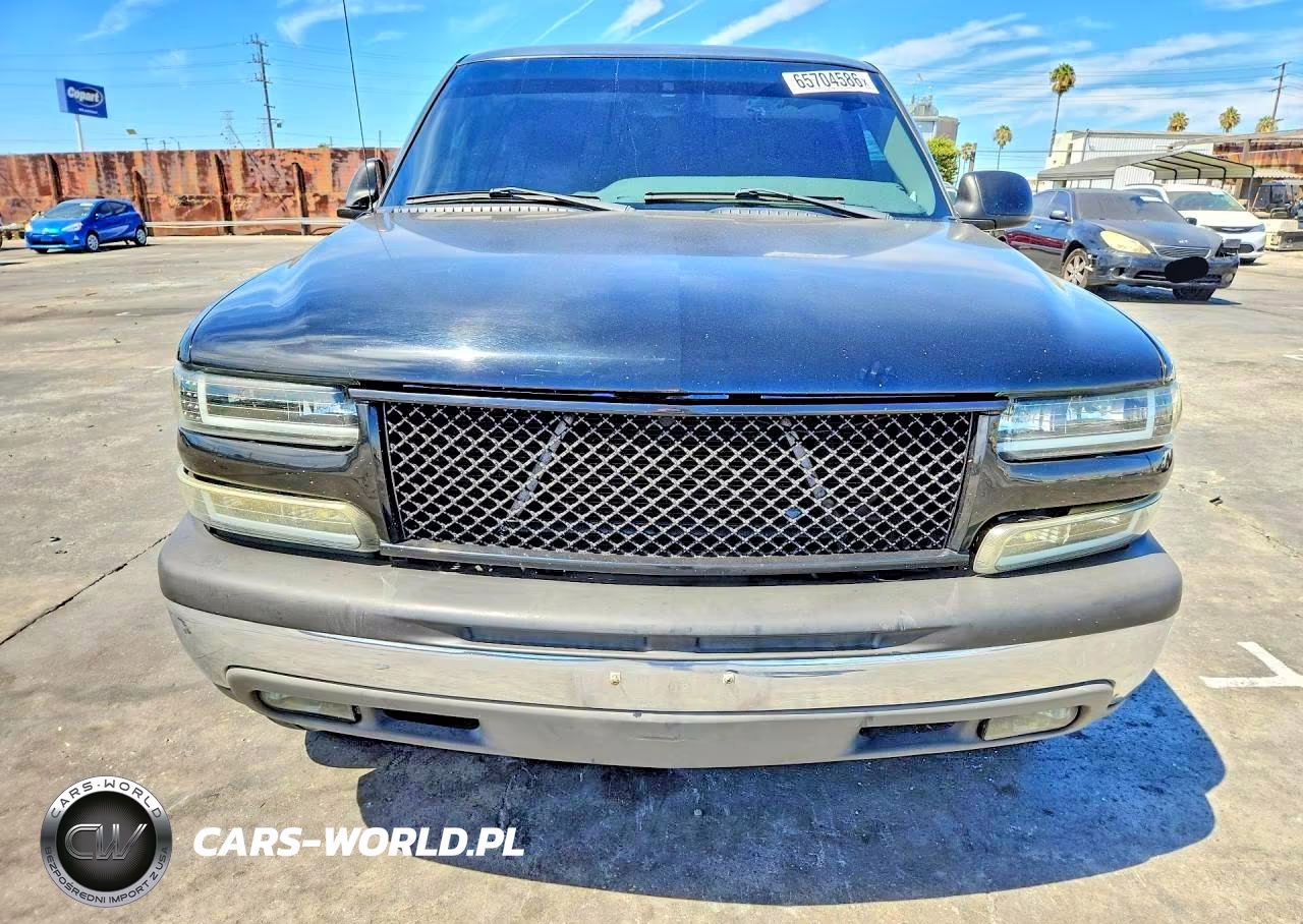 2003 Chevrolet Tahoe C1500 VIN:1GNEC13V53R315975 - 5