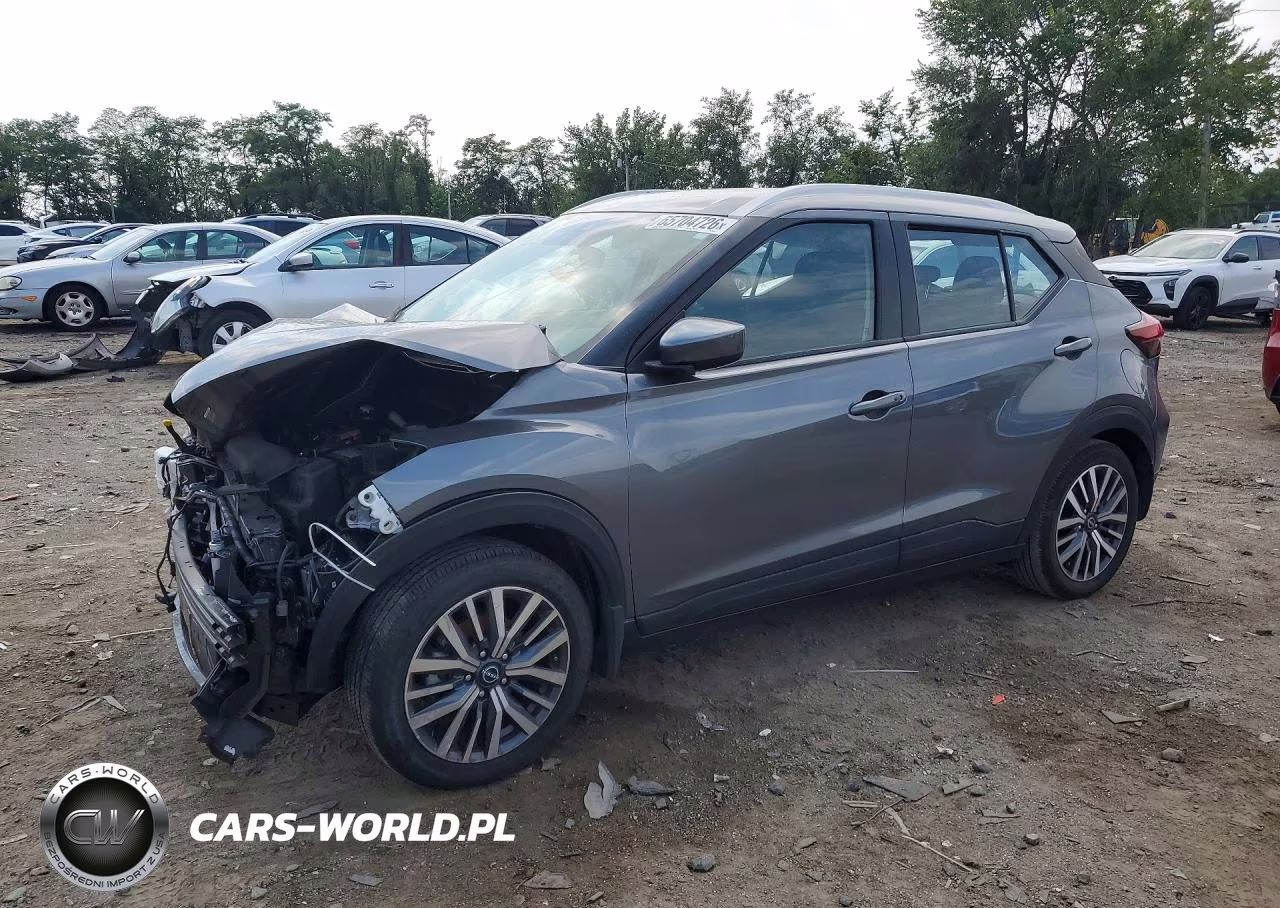 2023 Nissan Kicks Sv