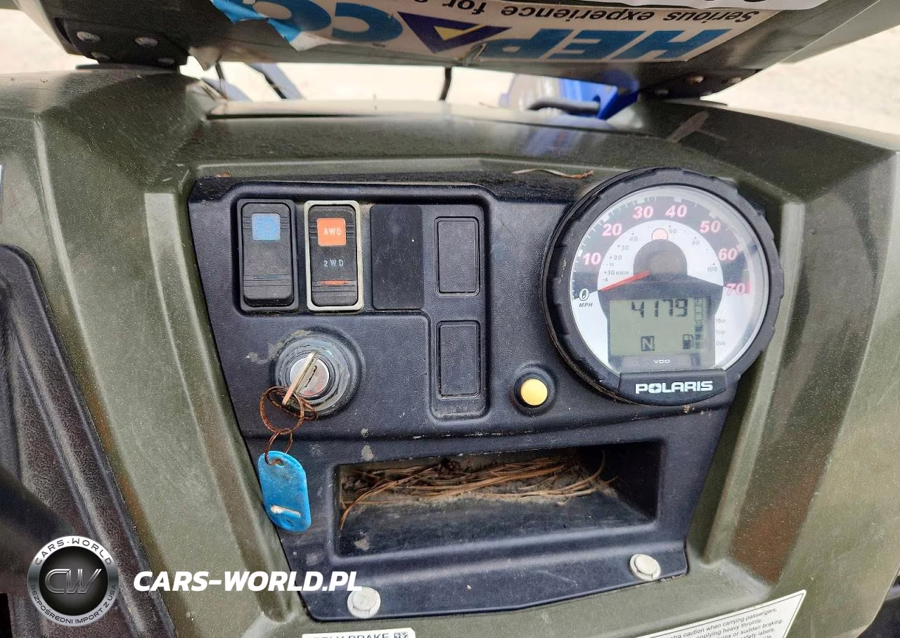 2010 Polaris Ranger Utility Vehicle VIN:4XAWH76A5A2162392 - 8