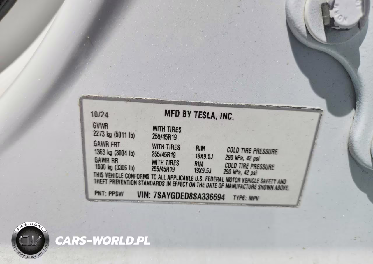 2025 Tesla Model Y VIN:7SAYGDED8SA336694 - 13