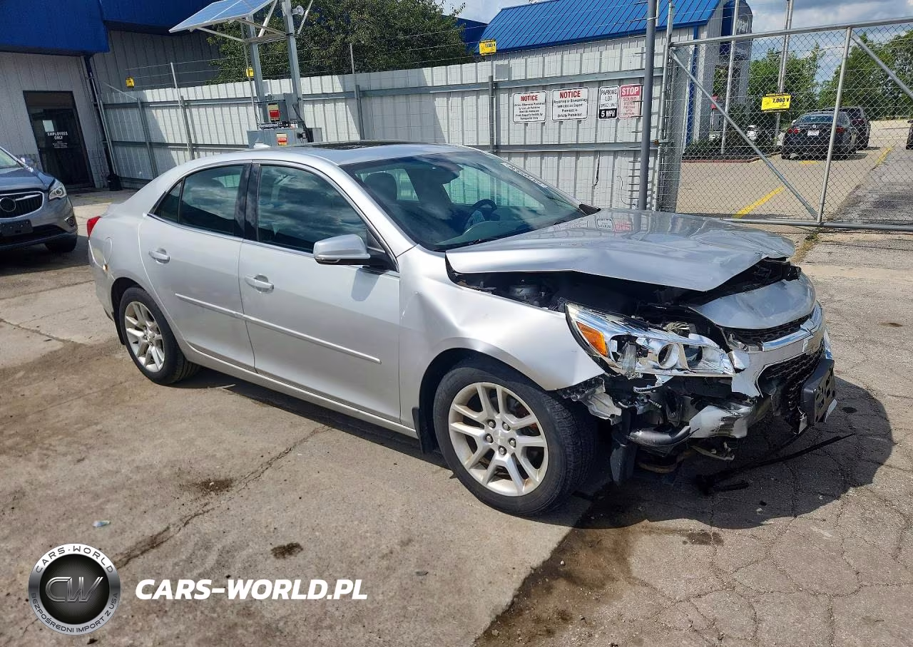2015 Chevrolet Malibu 1Lt VIN:1G11C5SLXFF188363 - 4