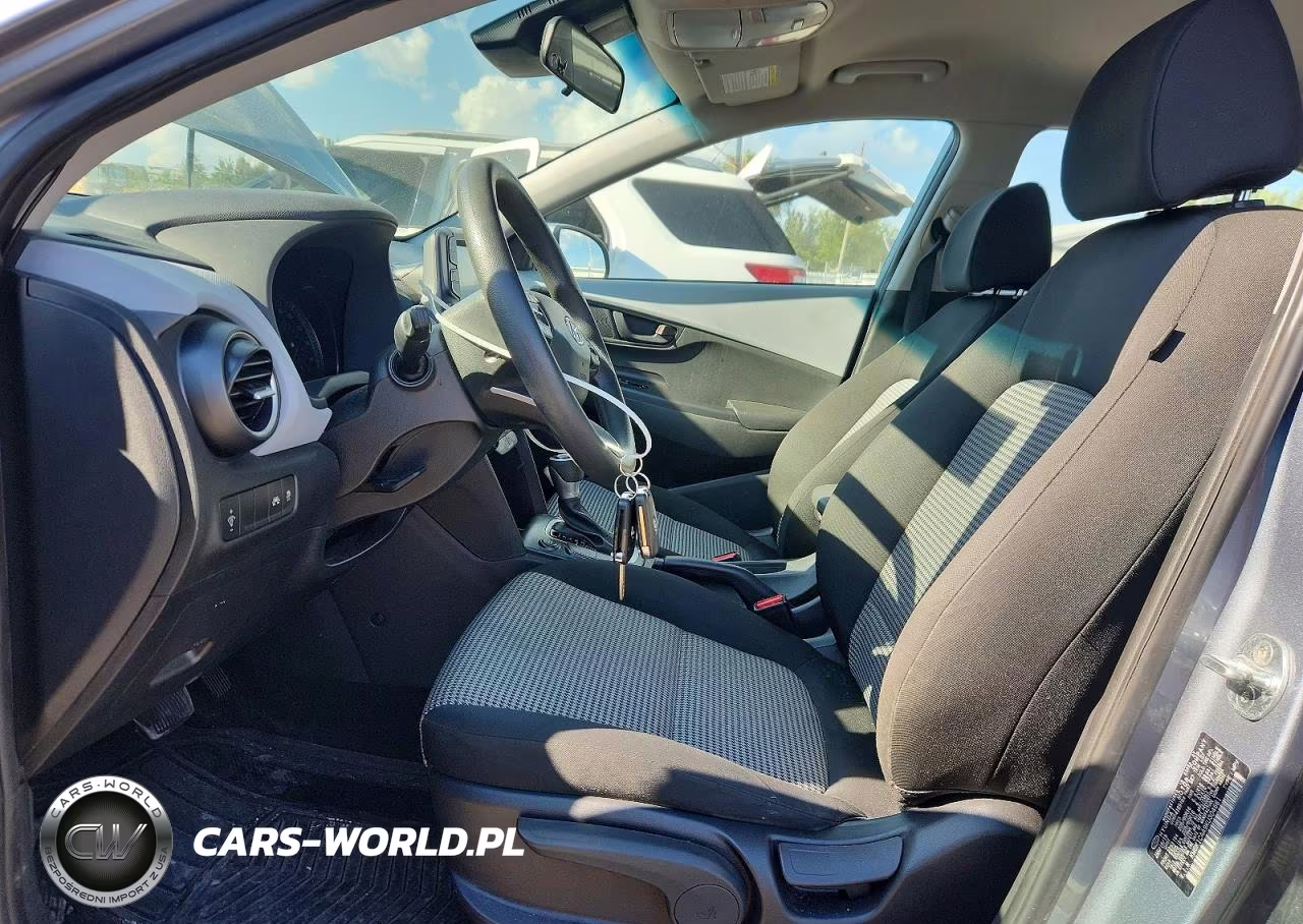 2019 Hyundai Kona Se VIN:KM8K1CAA9KU304661 - 7