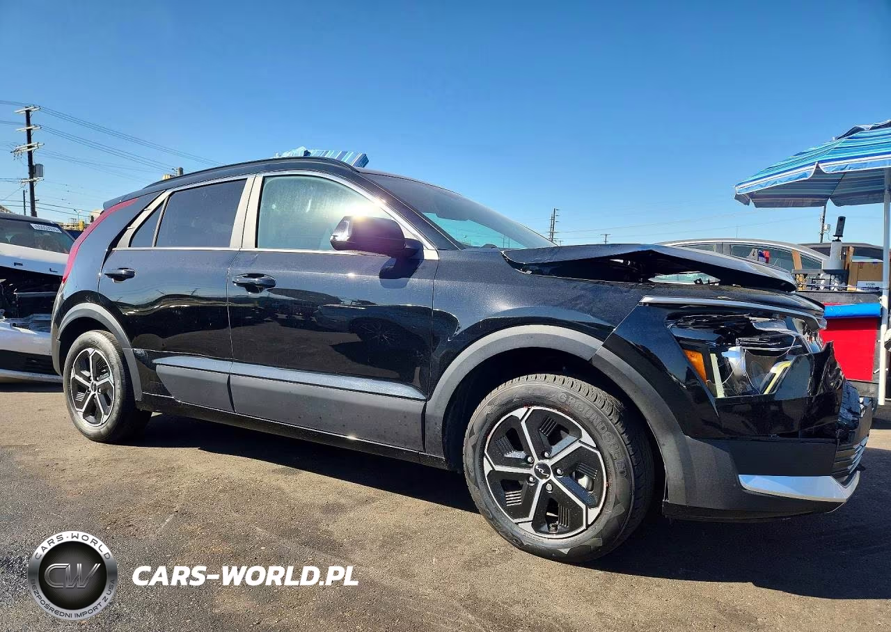 2025 Kia Niro Ex VIN:KNDCR3LE7S5309742 - 4