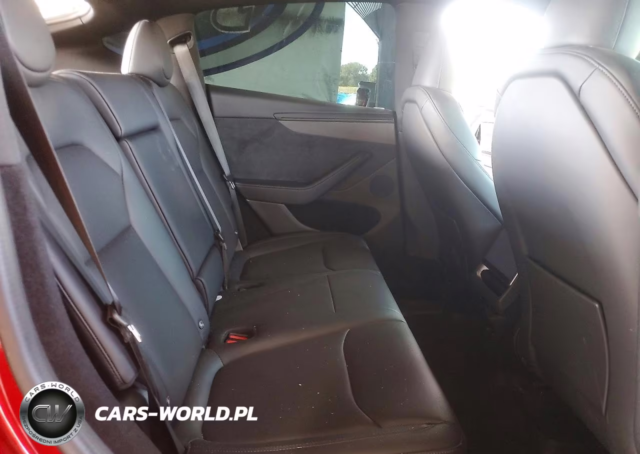 2026 Tesla Model Y VIN:7SAYGDED6TF599447 - 10